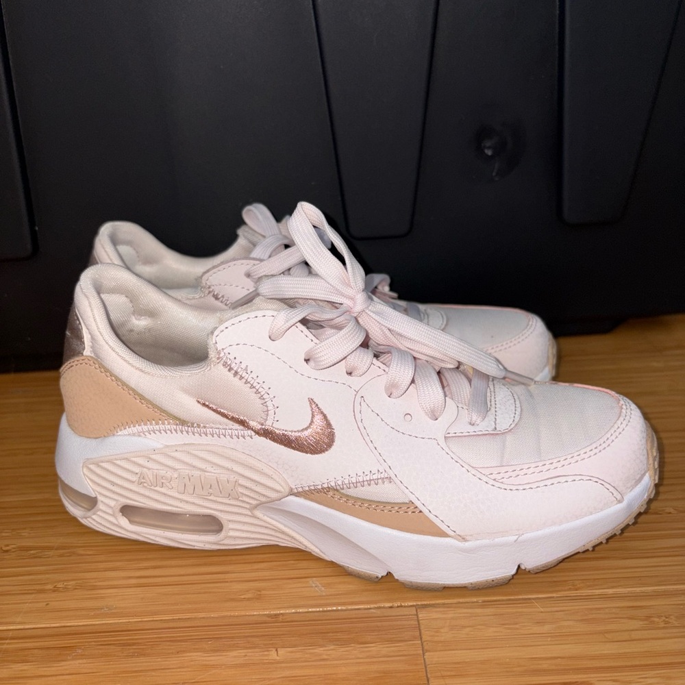 Nike Women's Sneakers - Cream and Tan